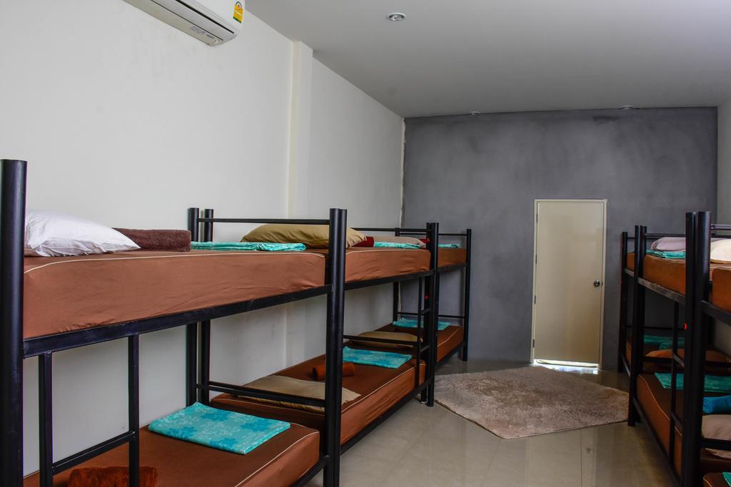The Wanderlust Hostel Ко Панган Екстериор снимка
