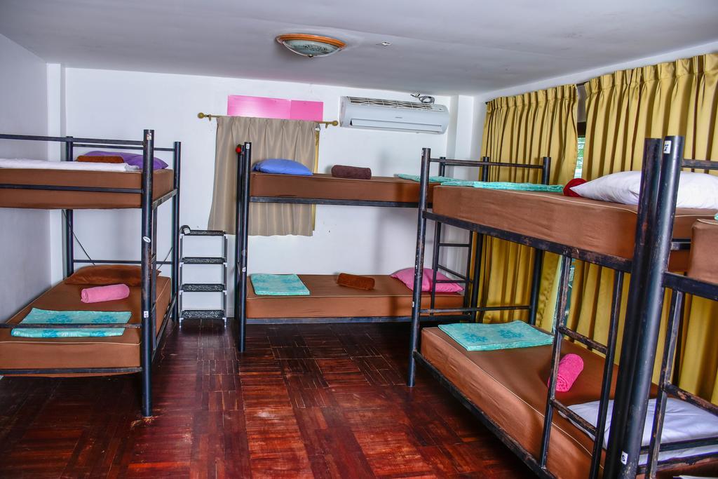 The Wanderlust Hostel Ко Панган Екстериор снимка